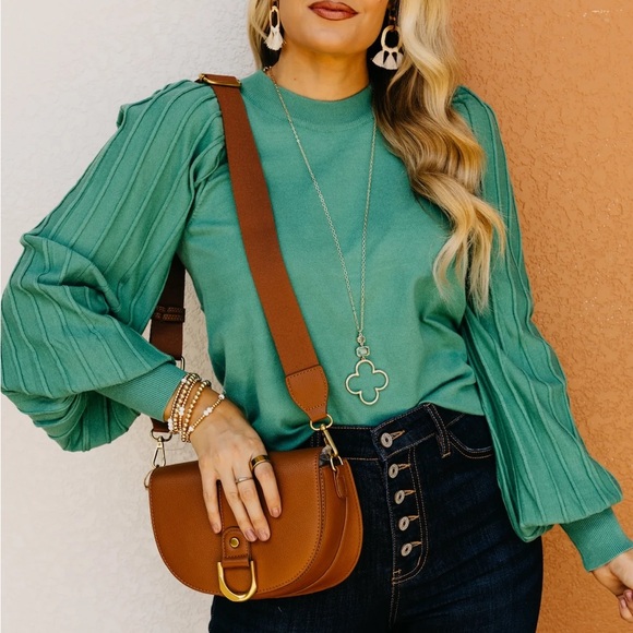 Green classic stripe puff sleeve sweater Anthropologie - Picture 3 of 4